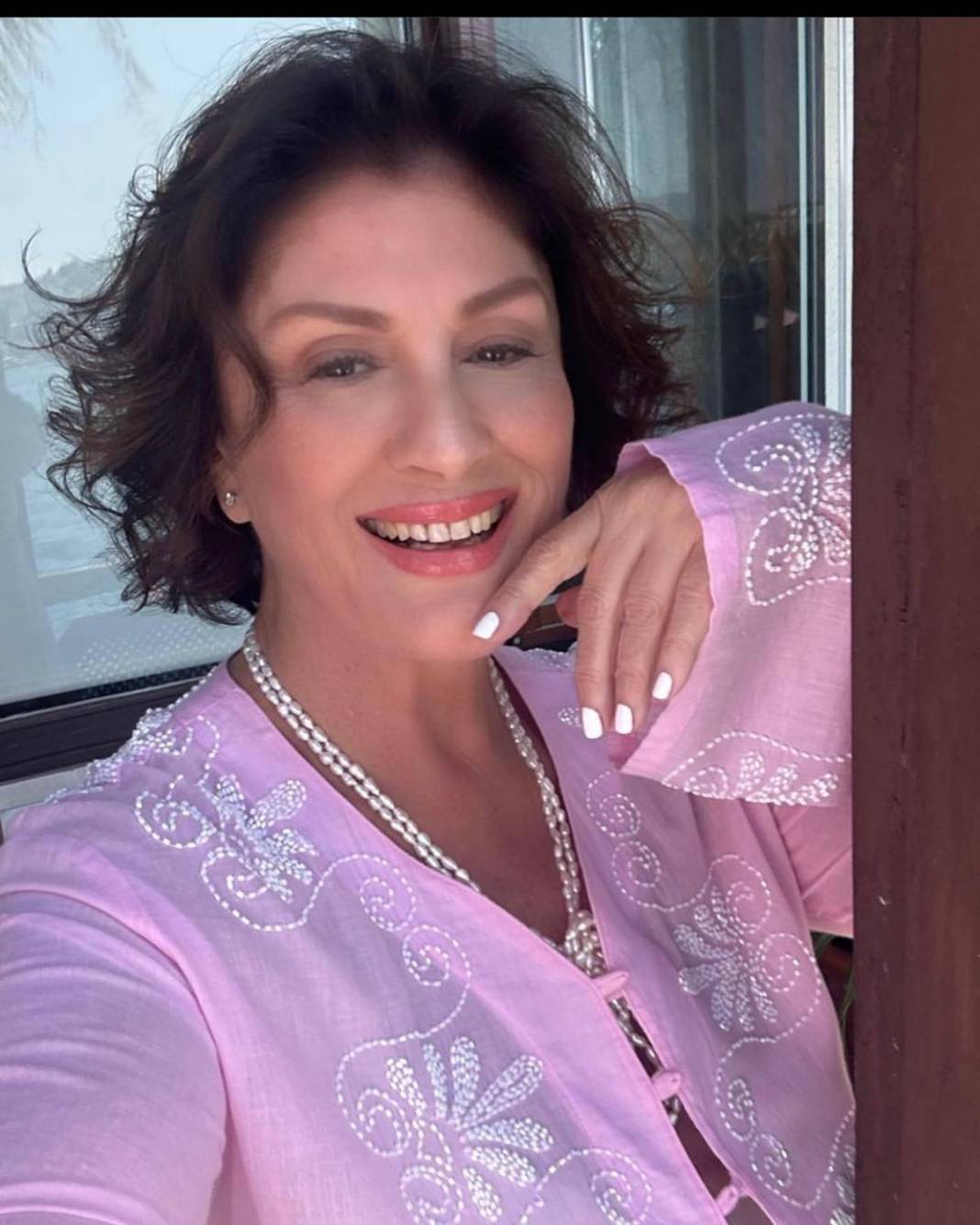 69 yaşındaki Gülşen Bubikoğlu'nun pozları hayran bıraktı! Yıllar geçse de ışıltısını kaybetmiyor... 7